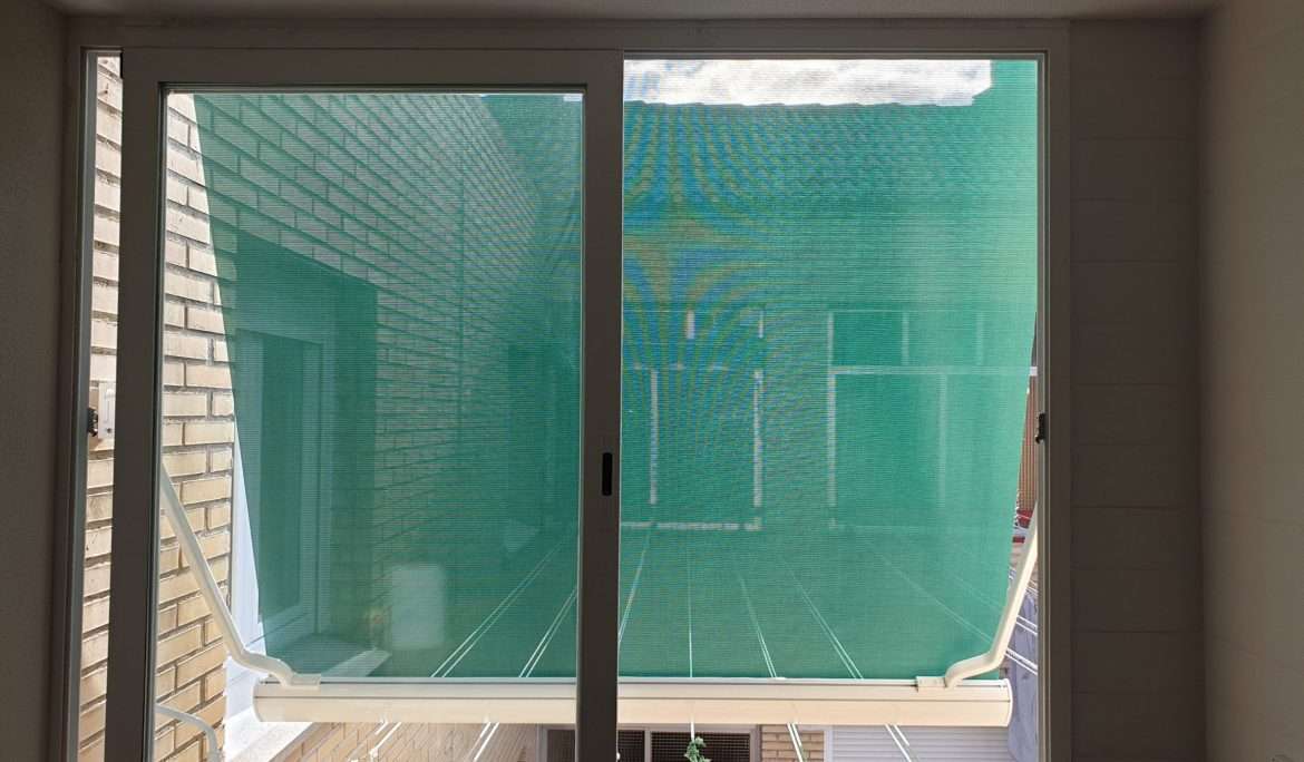 Toldos-para-ventanas.jpg