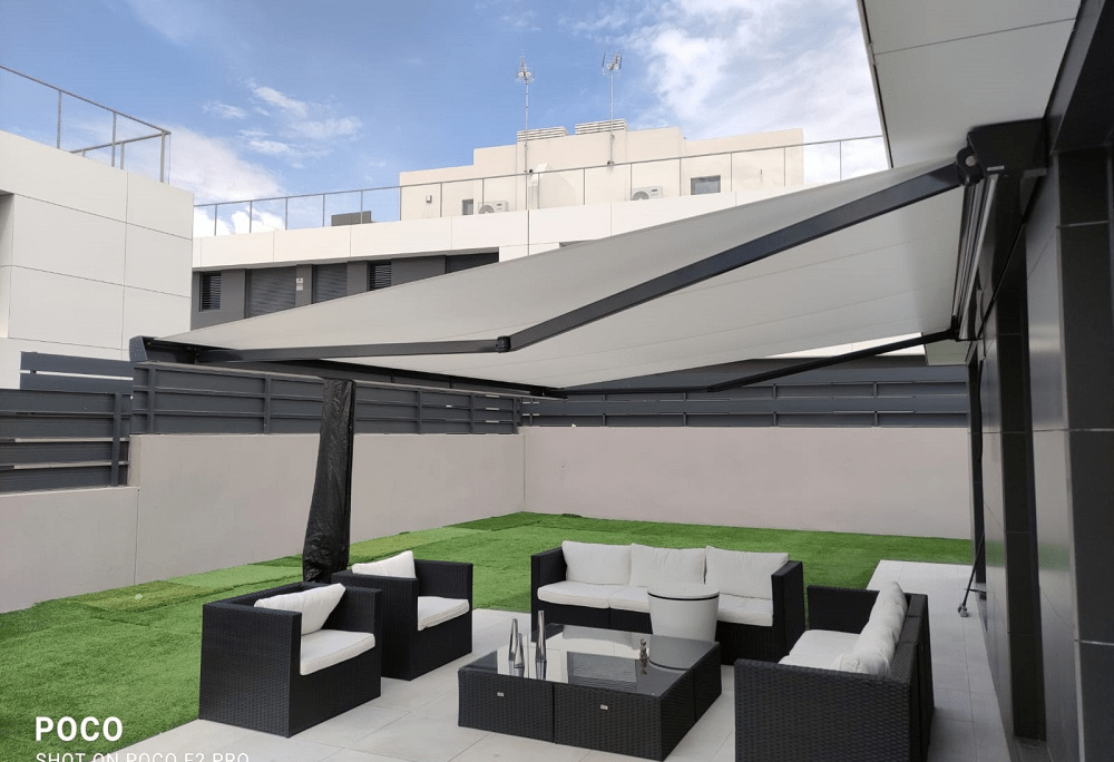 Cuanto-cuesta-un-toldo-para-terraza.png